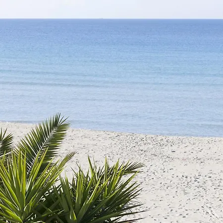 Hotel Sud Fronte Mare By Ria 3*