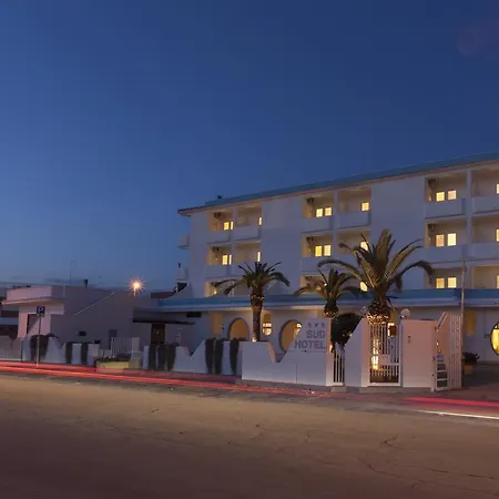 Hotel Sud Fronte Mare By Ria