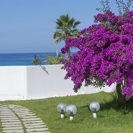 Hotel Sud Fronte Mare By Ria Marina Di Pulsano