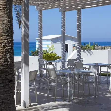 Sud Fronte Mare By Ria 3*