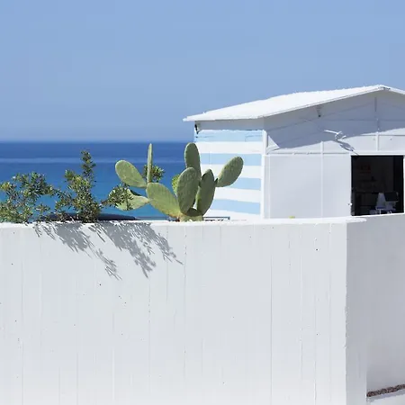 Hotel Sud Fronte Mare By Ria